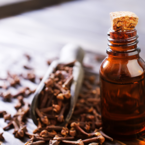100% Pure Clove Essential Oil